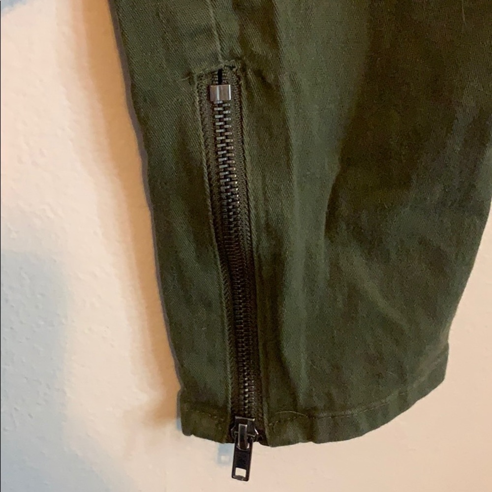 Men’s joggers - Picture 2 of 3